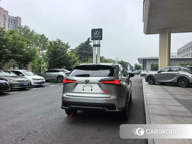 Lexus NX id 4348948 из Китая 7