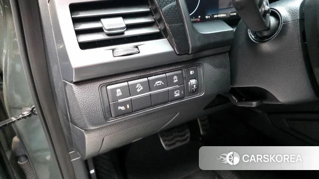 Ssangyong The New Rexton Sports Cannes id 3915325 из Кореи 7