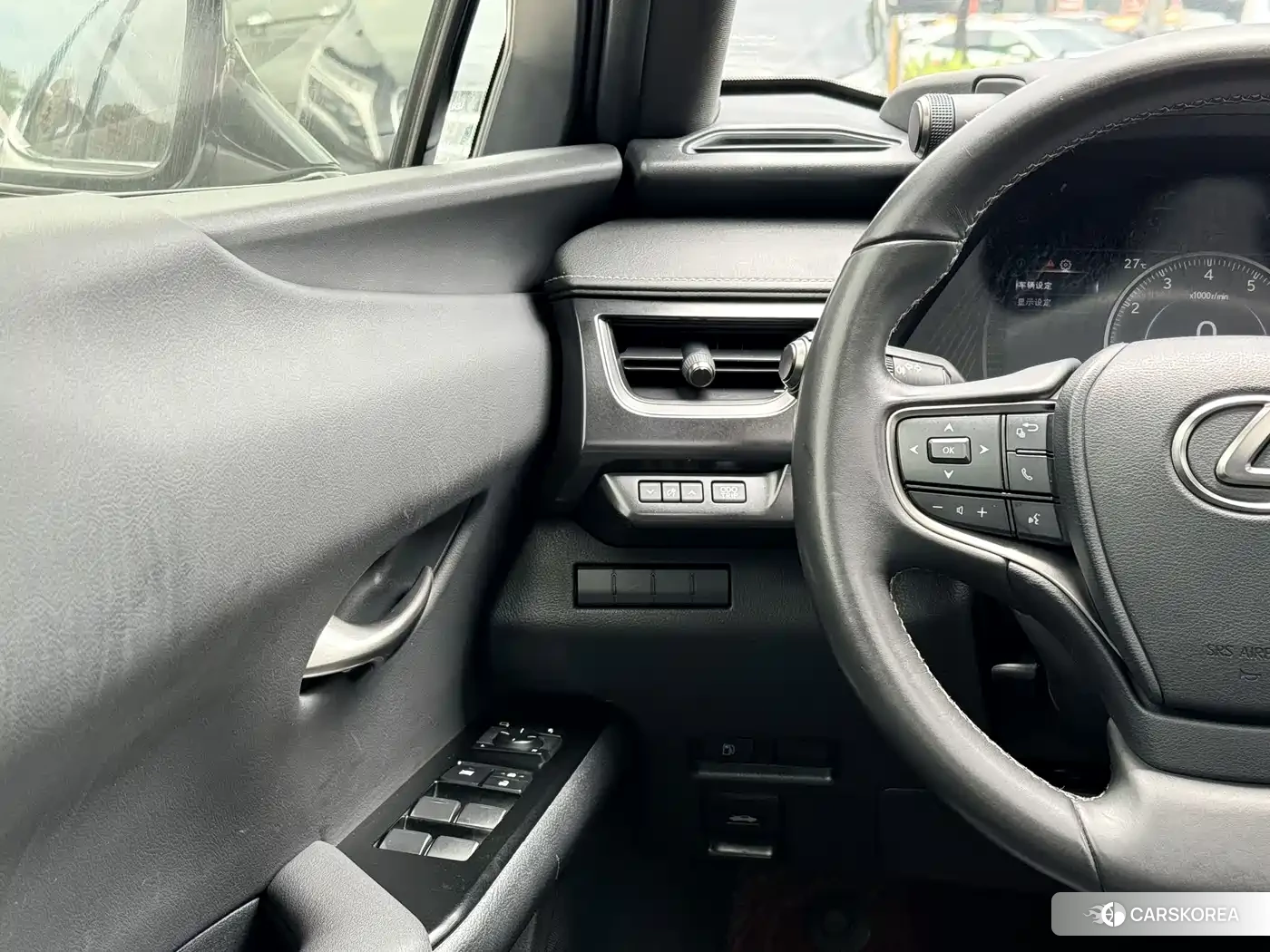 Lexus UX id 4570469 из Китая 7