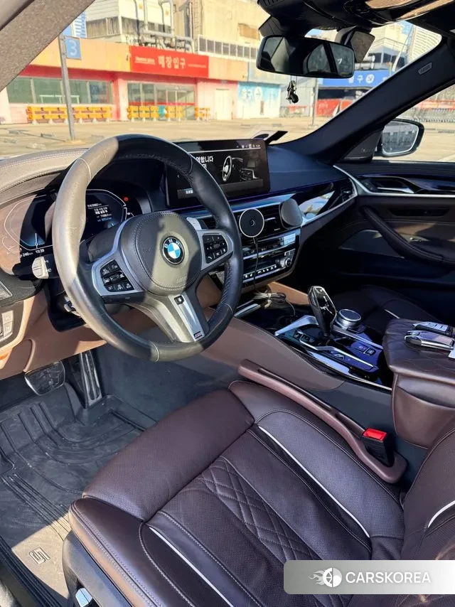 BMW 5 Series (G30) id 3607176 из Кореи 7