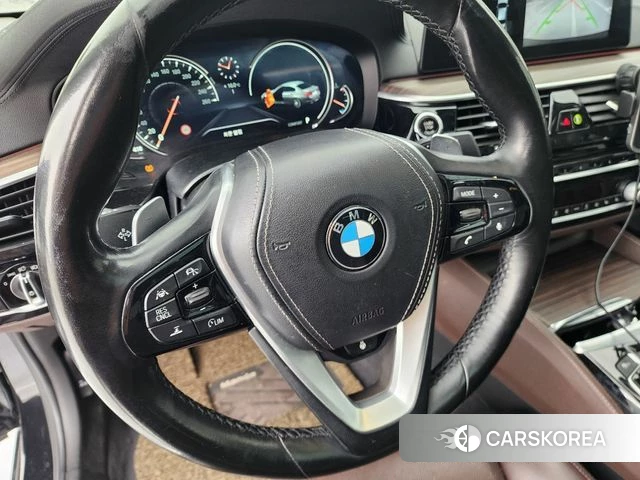 BMW 5 Series (G30) id 3824940 из Кореи 7