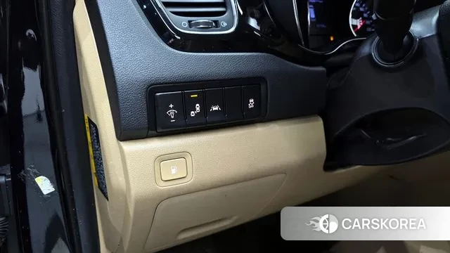 Kia The New Carnival id 3672241 из Кореи 7