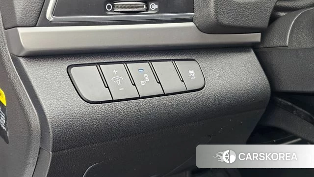 Hyundai Avante AD id 4568595 из Кореи 7