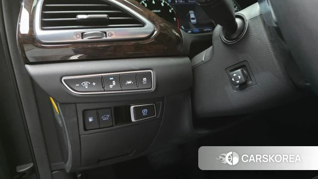 Genesis G90 id 4543215 из Кореи 7
