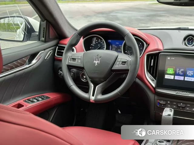 Maserati Ghibli id 4209559 из Китая 7