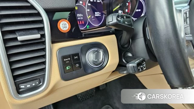 Porsche Cayenne (PO536) id 3865887 из Кореи 7