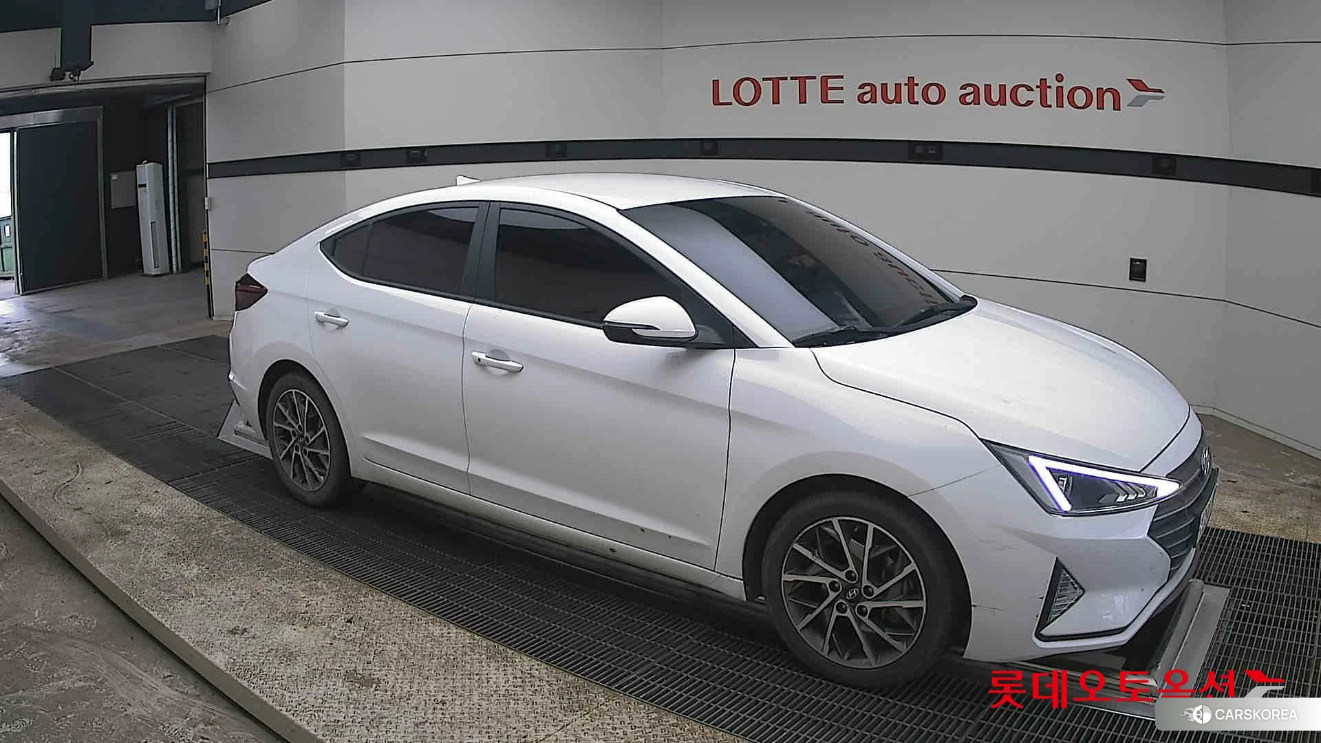 Hyundai Avante id 3869276 из Кореи 7