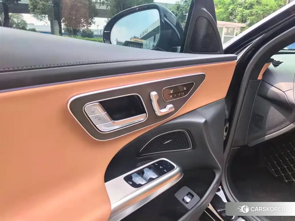 Mercedes-Benz E-Class id 4553939 из Китая 7