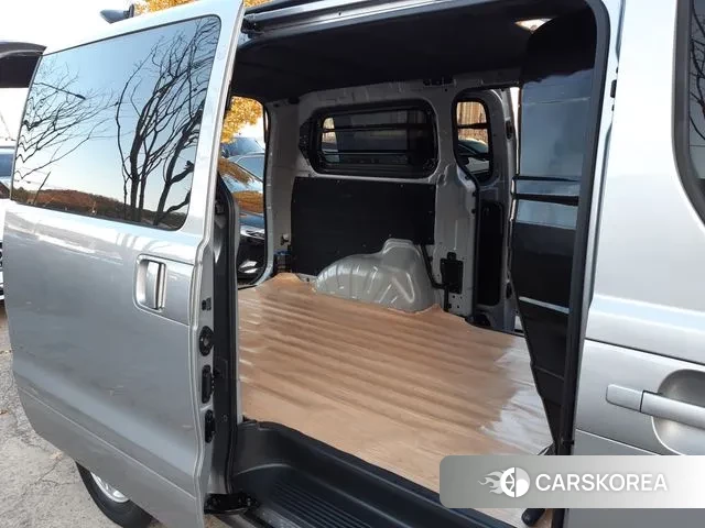 Hyundai The New Grand Starex id 3433661 из Кореи 7