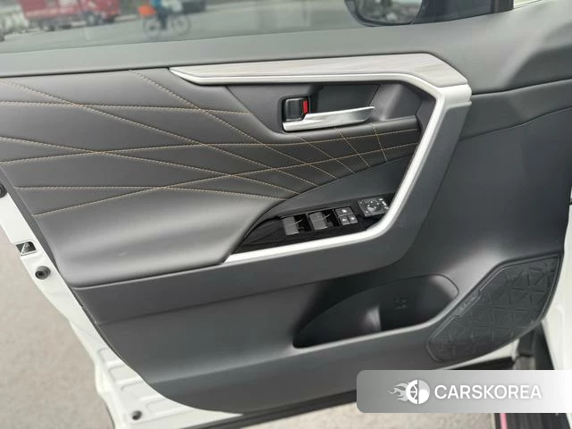 Toyota RAV4 Rongfang id 4260981 из Китая 7