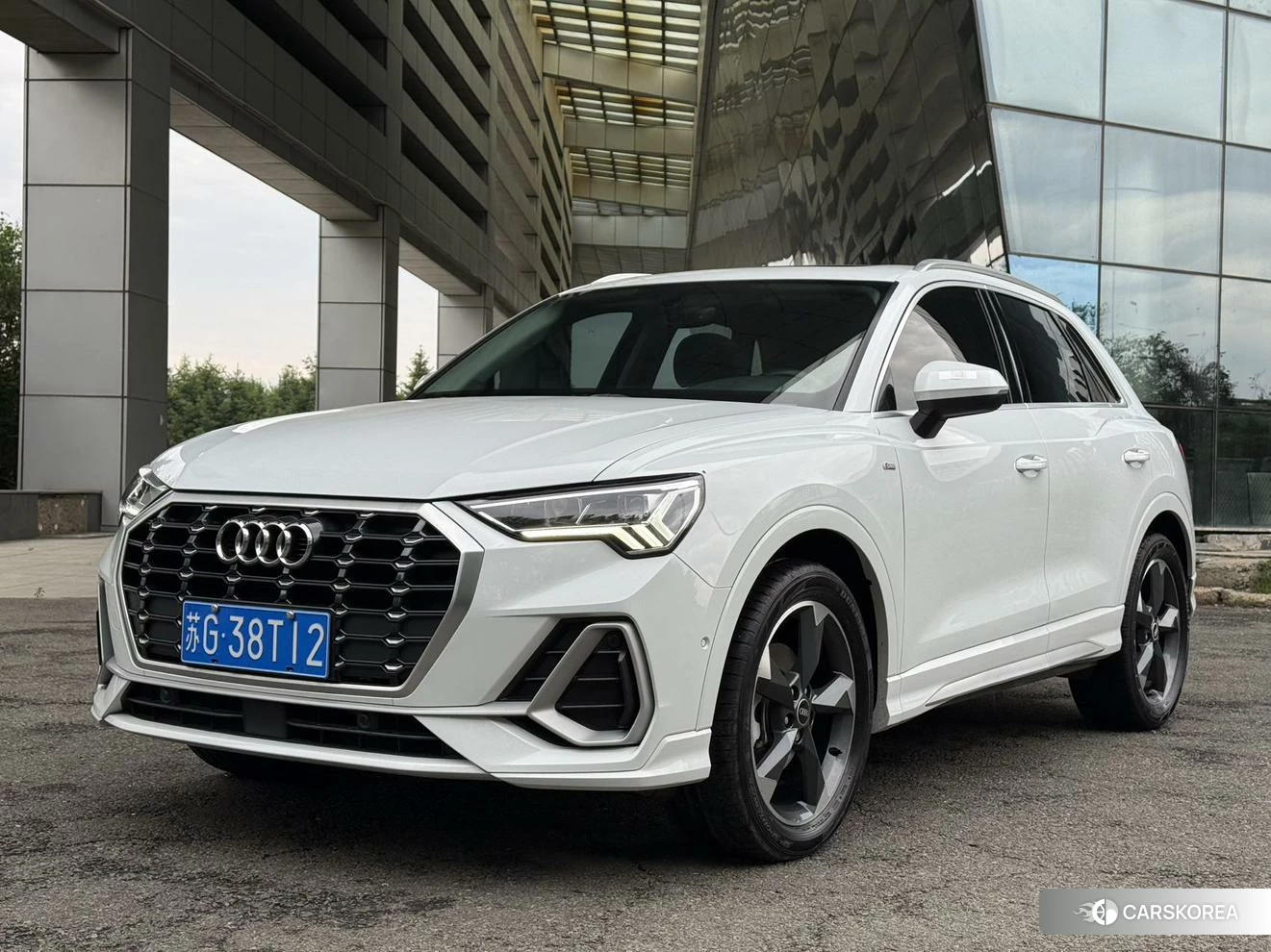 Audi Q3 id 4407194 из Китая 7