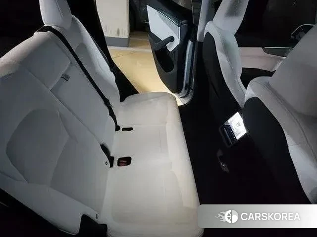 Tesla Model Y id 3499075 из Кореи 7