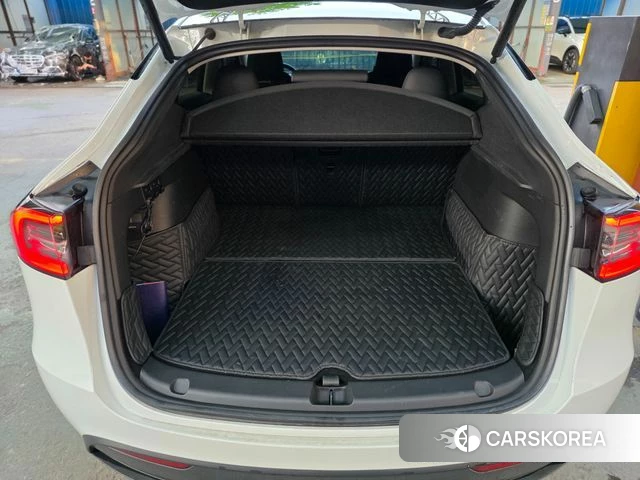 Tesla Model Y id 4533368 из Кореи 7