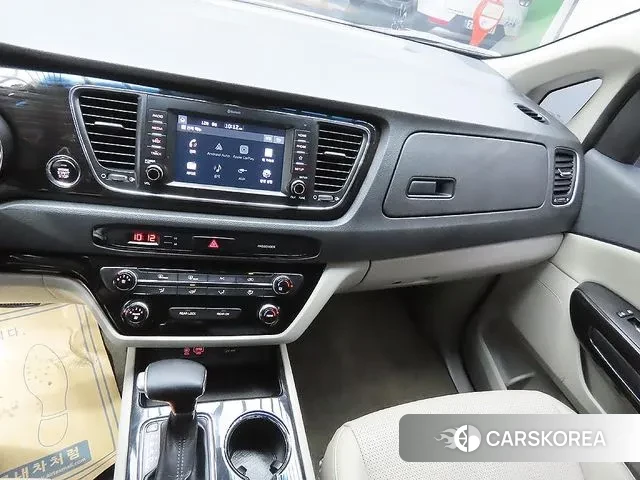 Kia The New Carnival id 3455012 из Кореи 7