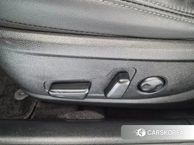 Hyundai The New Grandeur IG id 3273804 из Кореи 7