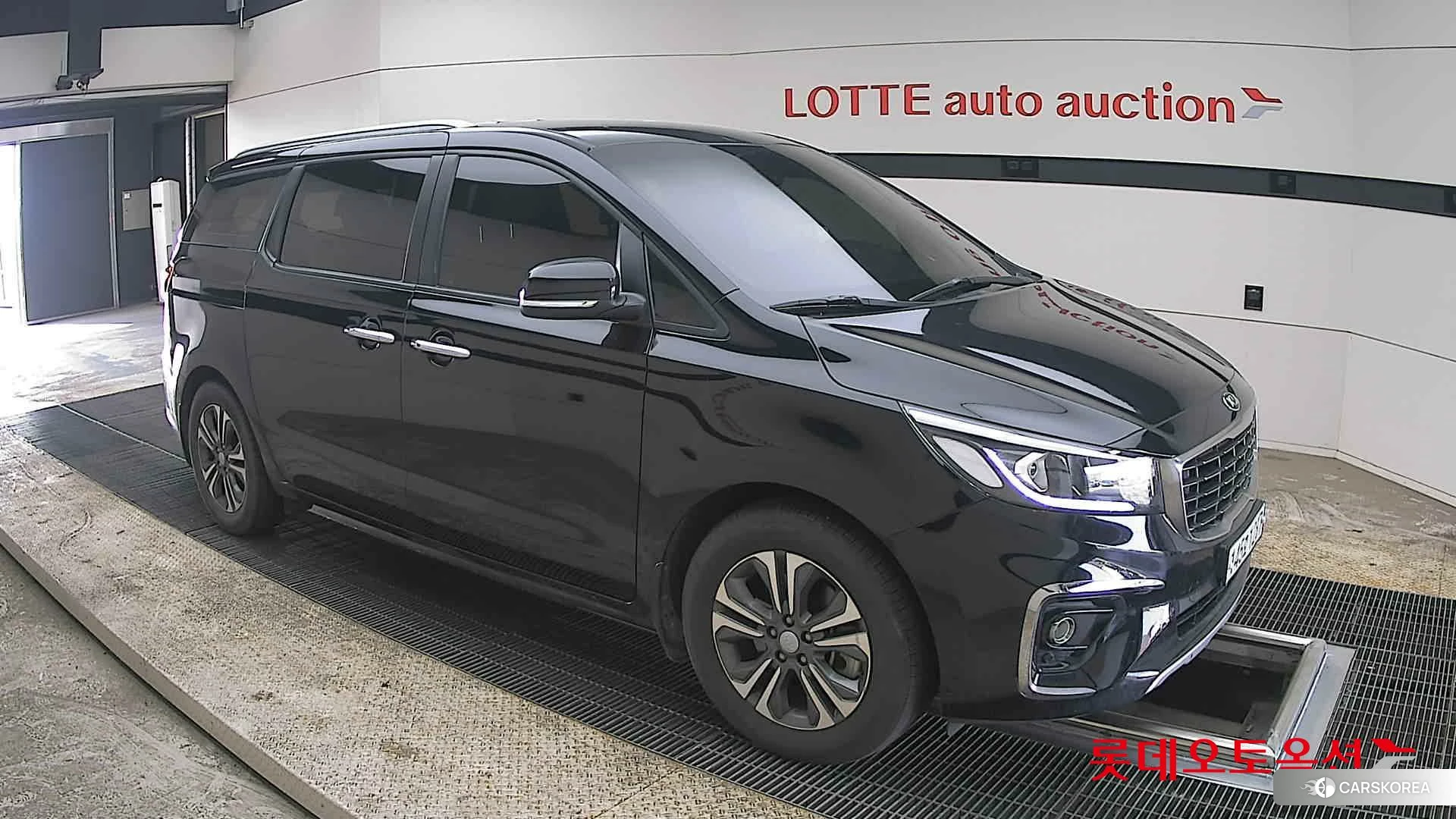 Kia Carnival id 3882134 из Кореи 7