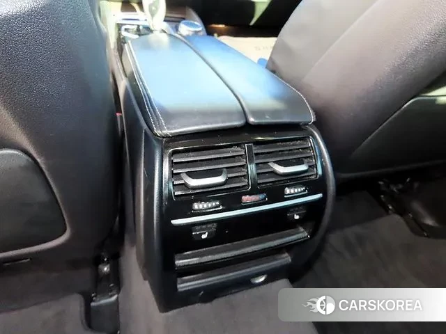 BMW 5 Series (G30) id 3445056 из Кореи 7