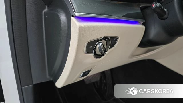 Mercedes-Benz E-Class W213 id 4248925 из Кореи 7
