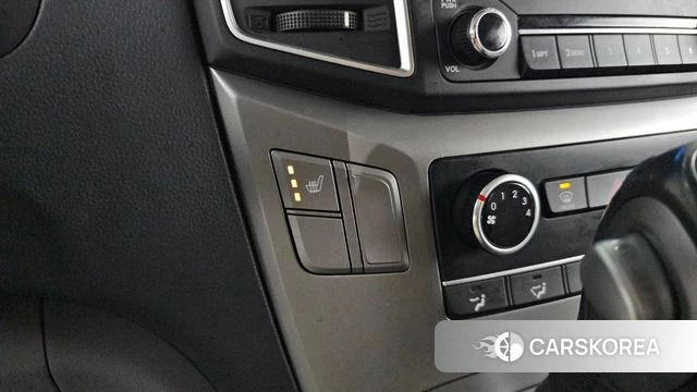 Hyundai The New Grand Starex id 3911134 из Кореи 7