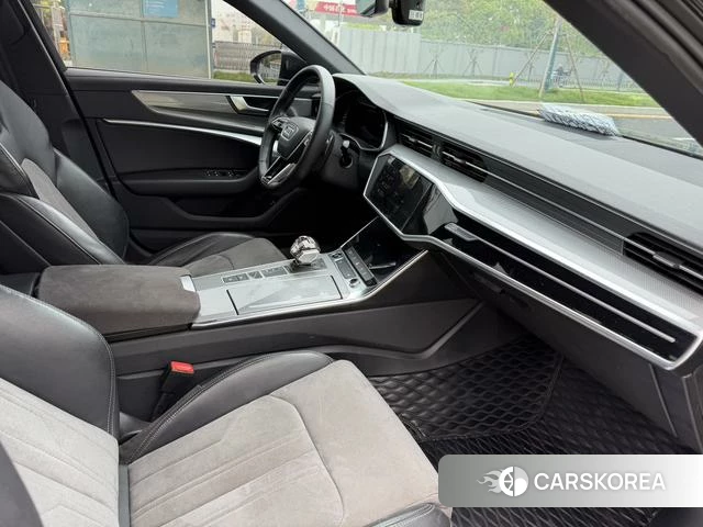 Audi A6L id 4241384 из Китая 7