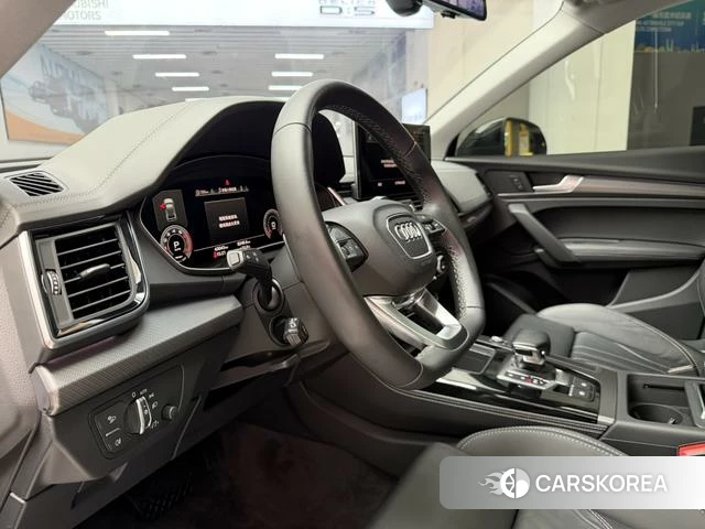 Audi Q5L id 4321135 из Китая 7