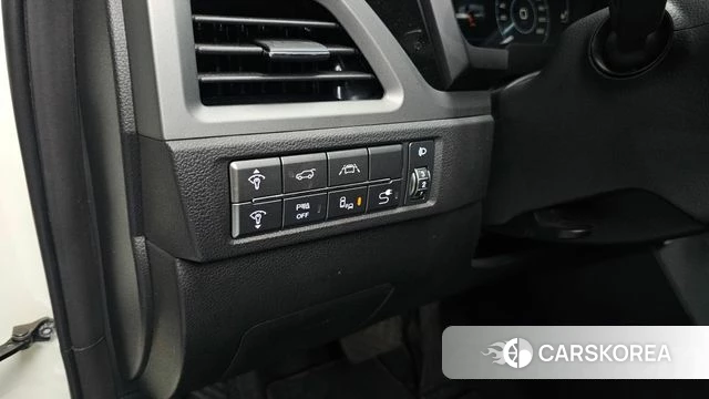 Ssangyong Beautiful Korando id 4416275 из Кореи 7