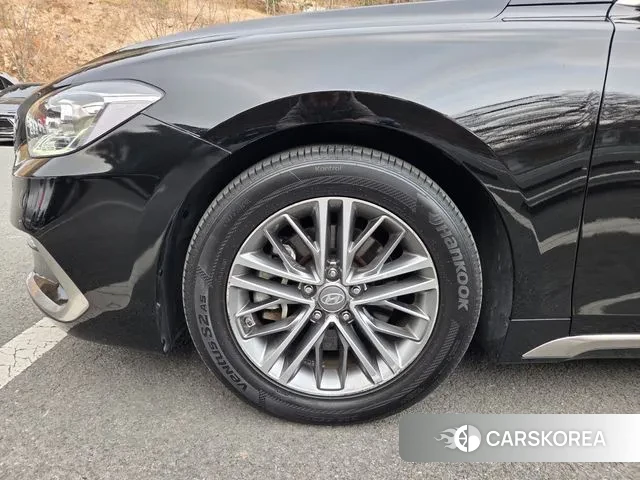 Hyundai Grandeur IG id 3766439 из Кореи 7