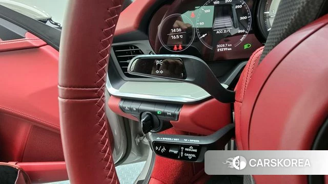 Porsche 911(992) id 4178475 из Кореи 7