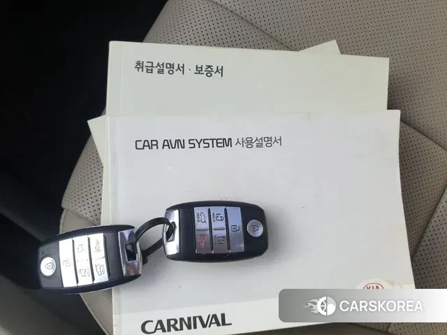 Kia The New Carnival id 3375108 из Кореи 7