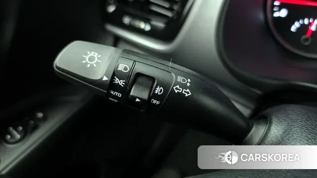 Kia Stonic id 2941316 из Кореи 7