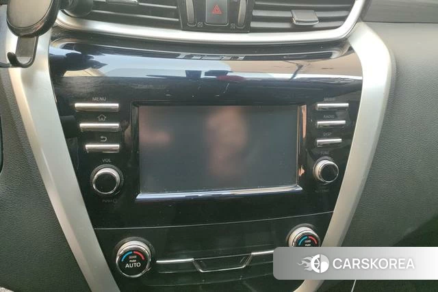 Nissan Loulan id 4259387 из Китая 7