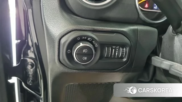 Jeep Wrangler (JL) id 4854307 из Кореи 7