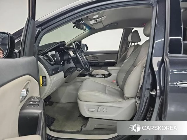 Kia The New Carnival id 3942985 из Кореи 7