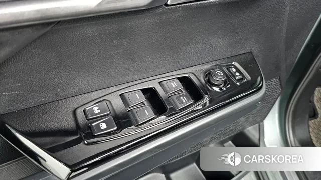 Ssangyong Torres id 3405209 из Кореи 7