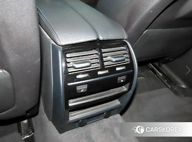 BMW 5 Series (G30) id 4180502 из Кореи 7