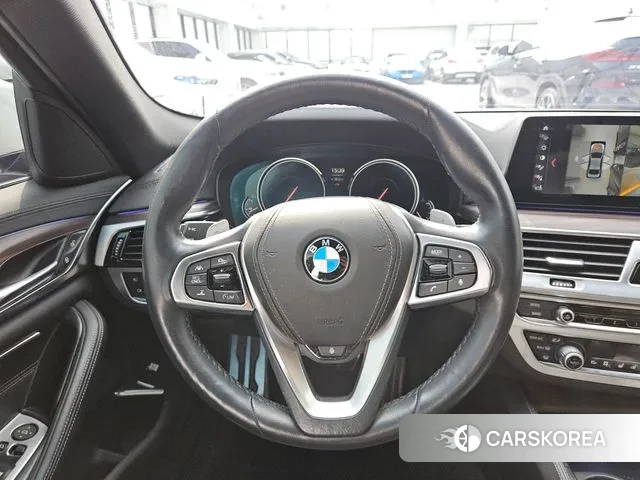 BMW 5 Series (G30) id 2997490 из Кореи 7