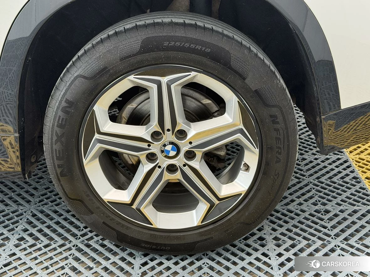 BMW X1 id 4486594 из Китая 7