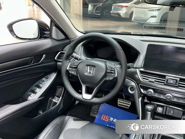 Honda Accord id 4276693 из Китая 7