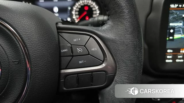 Jeep Renegade id 4657970 из Кореи 7