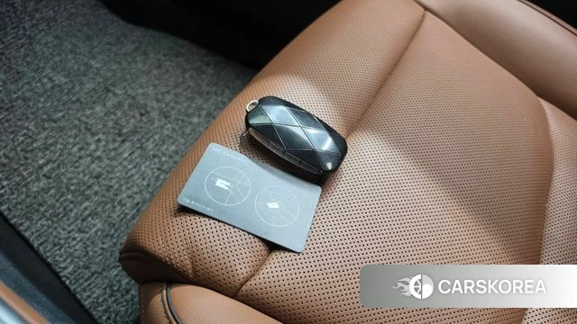 Genesis GV70 id 4847617 из Кореи 7