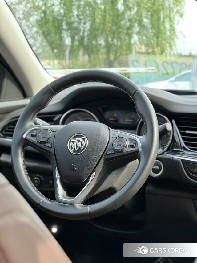 Buick Regal id 4240408 из Китая 7