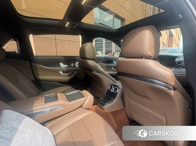 Mercedes-Benz E-class id 3857275 из Китая 7