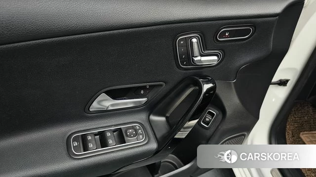 Mercedes-Benz A-Class W177 id 4604528 из Кореи 7