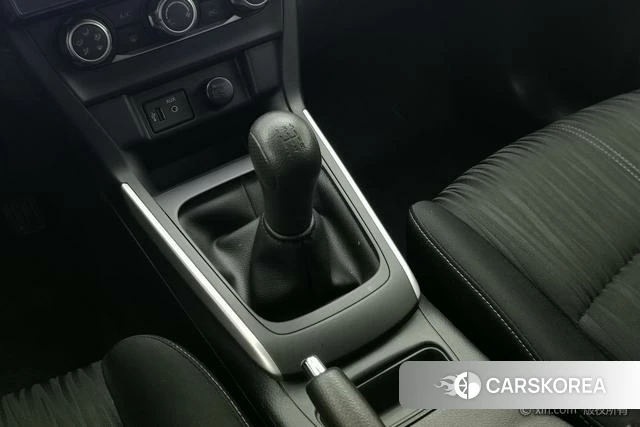 Nissan Xuan Yi id 4210506 из Китая 7