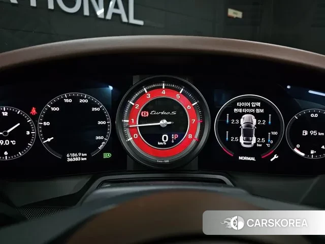 Porsche 911(992) id 3417038 из Кореи 7