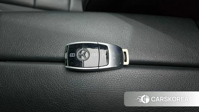 Mercedes-Benz E-Class W213 id 4727939 из Кореи 7