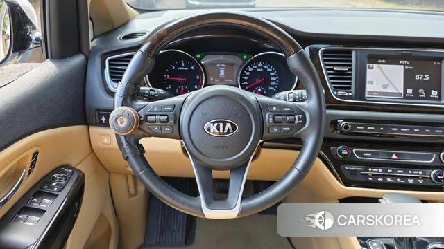 Kia The New Carnival id 4403388 из Кореи 7