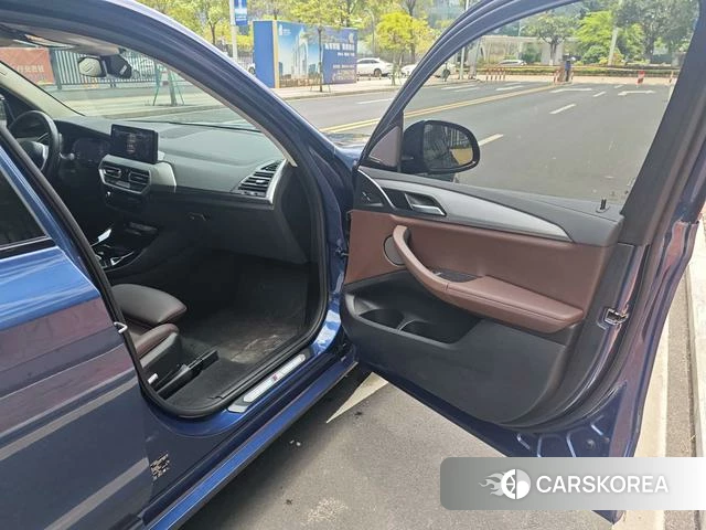 BMW iX3 id 4368370 из Китая 7