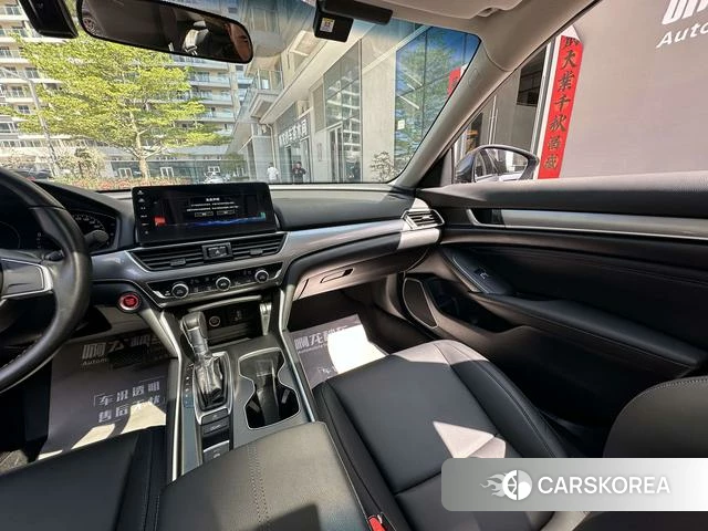 Honda Accord id 3920462 из Китая 7