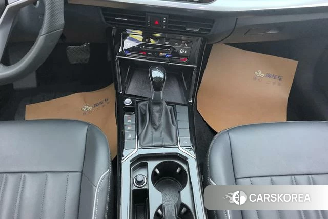 Volkswagen Passat id 4235906 из Китая 7